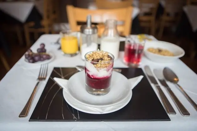 Red Mullions Guest House - Yerinde Yemek