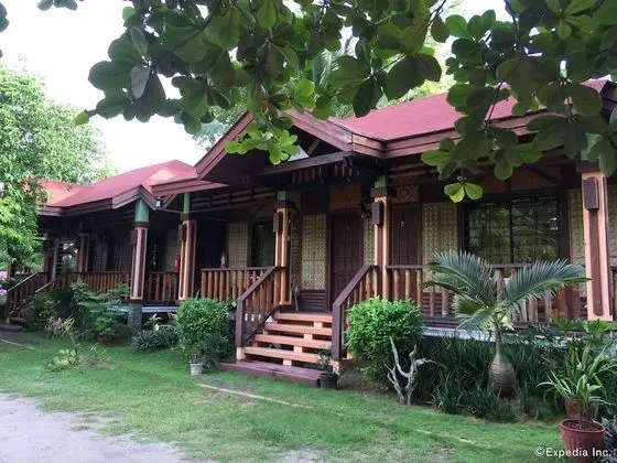 The Red Palm Resort