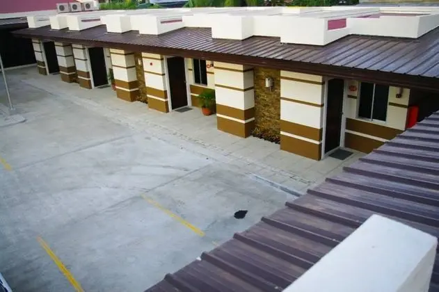 The Red Palm Suites and Restaurant - Dış Mekan
