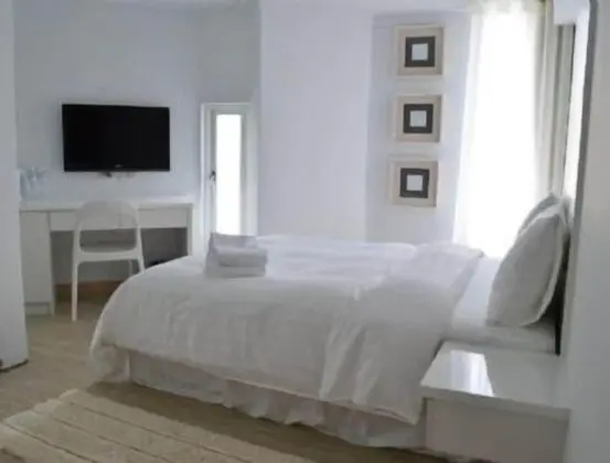 Red Residence Hotel Kaohsiung - Dış Mekan