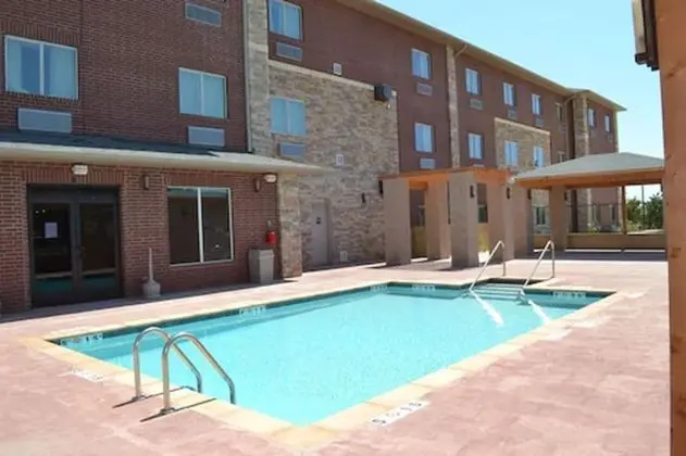 Red River Inn And Suites - Havuz