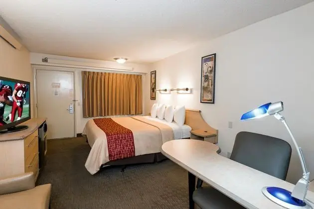 Red Roof Inn Cleveland - Westlake