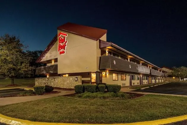 Red Roof Inn Columbia, MO - Dış Mekan