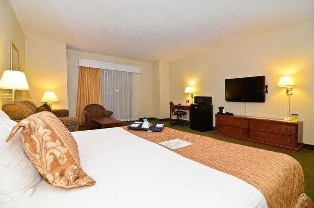 Red Roof Inn & Conference Center Wichita Airport