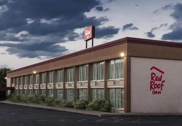 Red Roof Inn Cortland - Dış Mekan