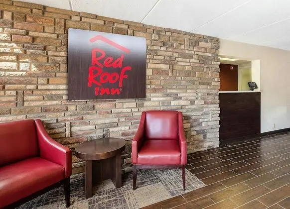 Red Roof Inn Cortland - Lobi