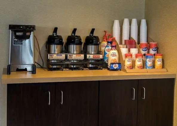 Red Roof Inn Dayton - Fairborn/ Nutter Center - Yerinde Yemek