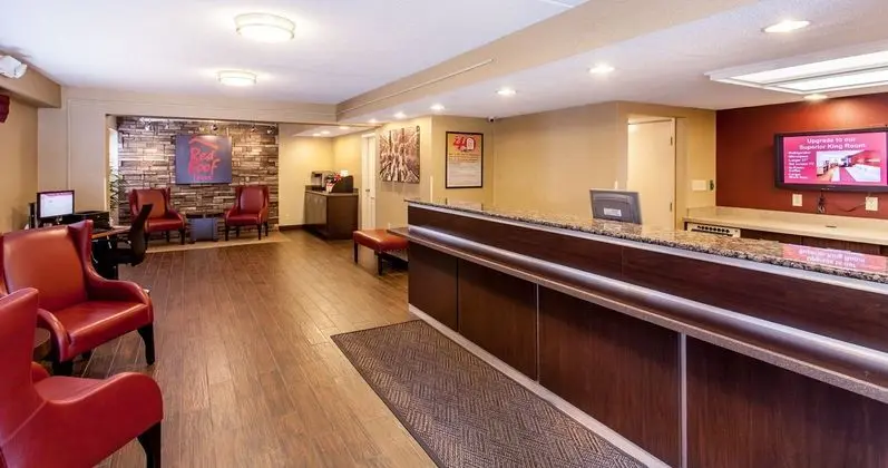 Red Roof Inn Detroit - Dearborn/Greenfield Village - Lobi