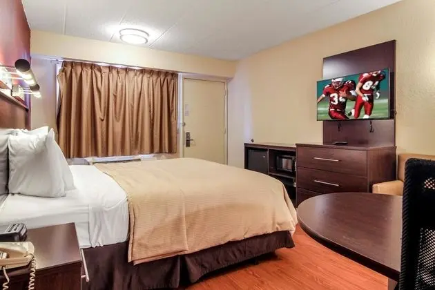 Red Roof Inn Detroit - Troy