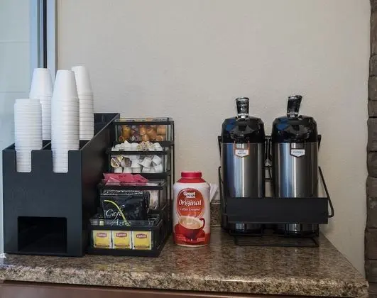 Red Roof Inn Dumfries – Quantico - Yerinde Yemek