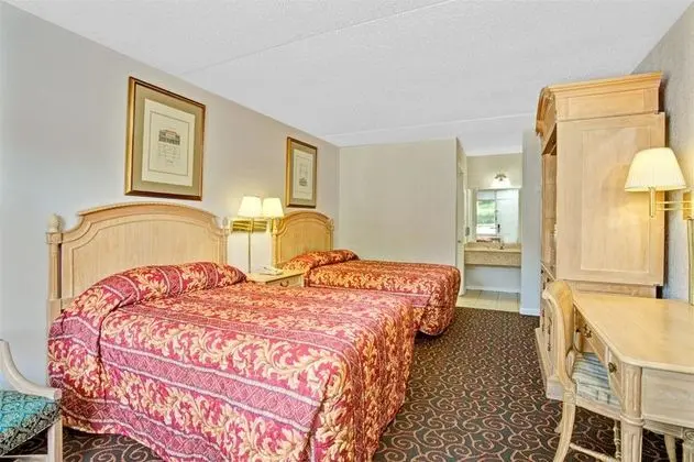 Red Roof Inn Fredericksburg North