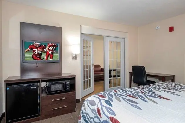 Red Roof Inn Jacksonville Southpoint