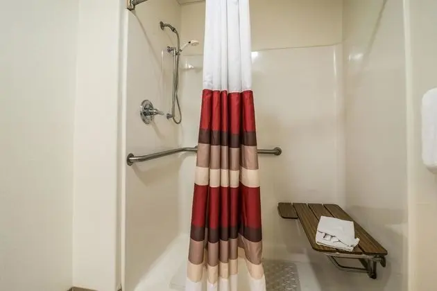 Red Roof Inn Kentland