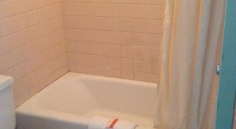 Red Roof Inn Lancaster – Strasburg