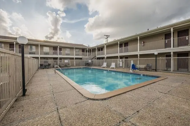 Red Roof Inn Morgan City - Havuz