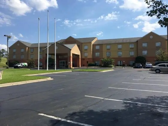 Red Roof Inn PLUS+ & Suites Vicksburg