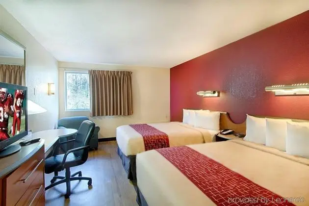 Red Roof Inn South Deerfield