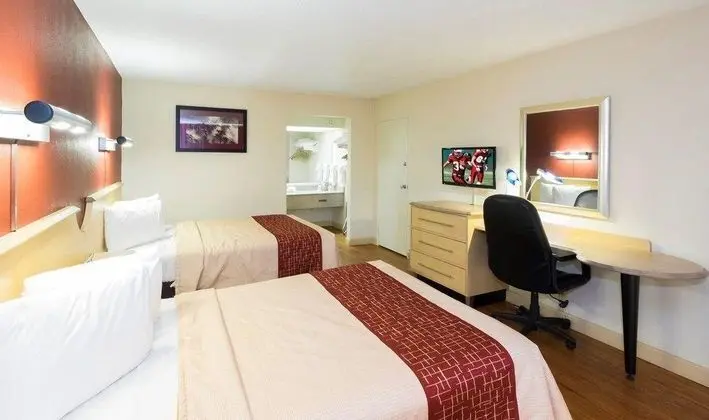Red Roof Inn & Suite Wyhteville - Genel