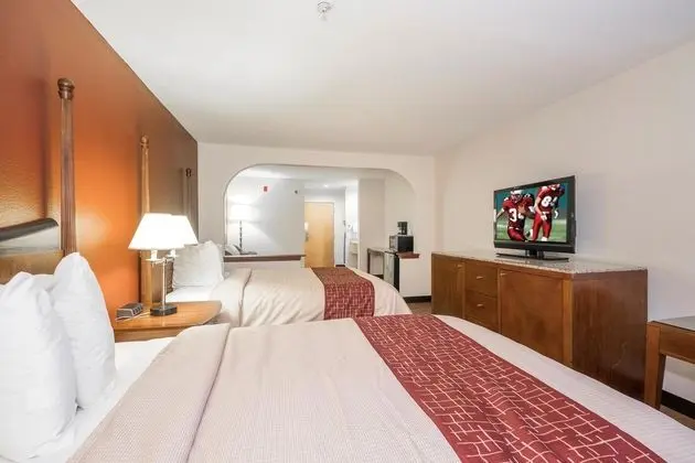Red Roof Inn & Suites Biloxi