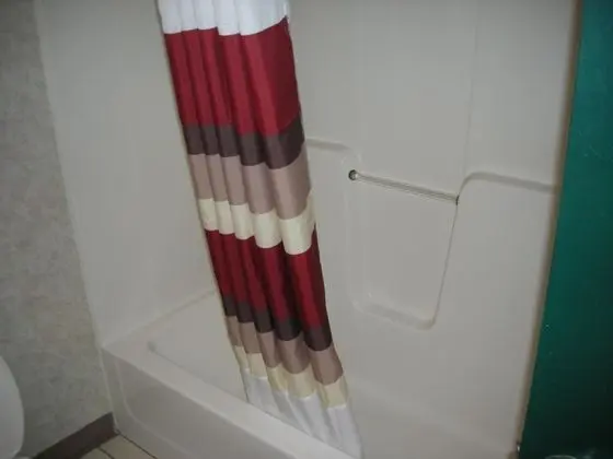 Red Roof Inn & Suites Ferdinand