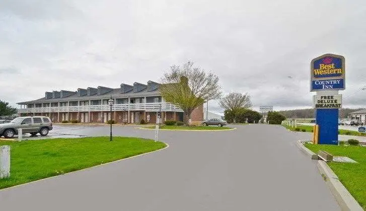 Red Roof Inn Uhrichsville