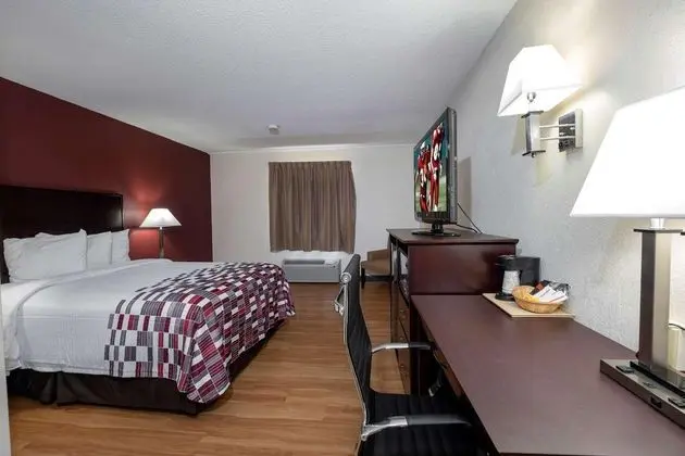 Red Roof Inn Warrenton