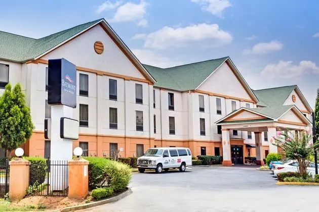 Red Roof PLUS+ and Suites, Atlanta Airport South
