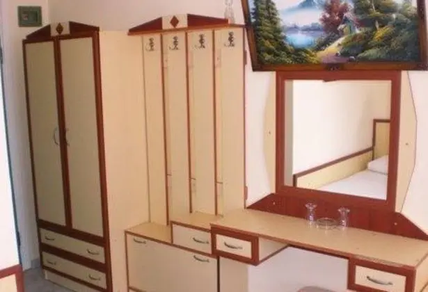 Hotel Red Rose - Oda