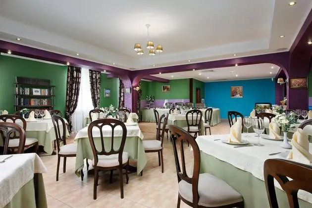 Red Royal Hotel - Yerinde Yemek