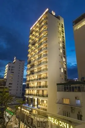 Red Sun Nha Trang Hotel - Dış Mekan