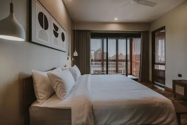 RED SUNSET VILLA CANGGU 5 MIN WALK BEACH - Oda