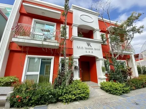 Red Vacation Rental