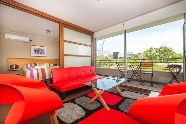 Red Velvet Apartment - Öne Çıkan Resim