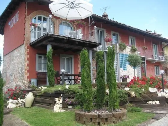 Red Wine - Guest House - Dış Mekan