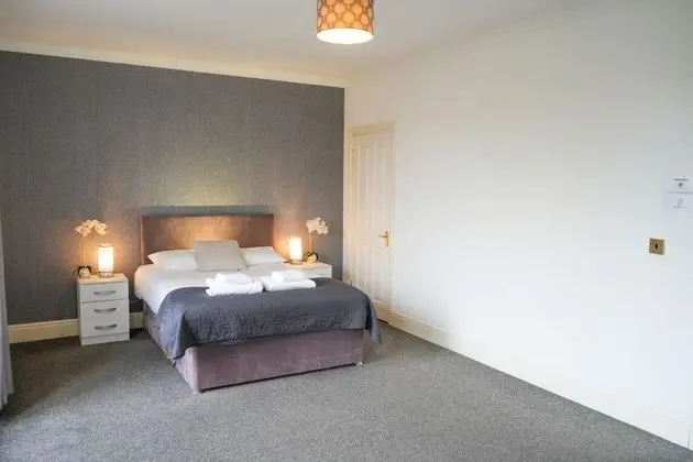 Redbourne Terrace Large Home - Oda