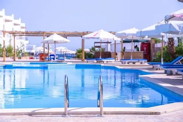 Redcon Suites - Havuz