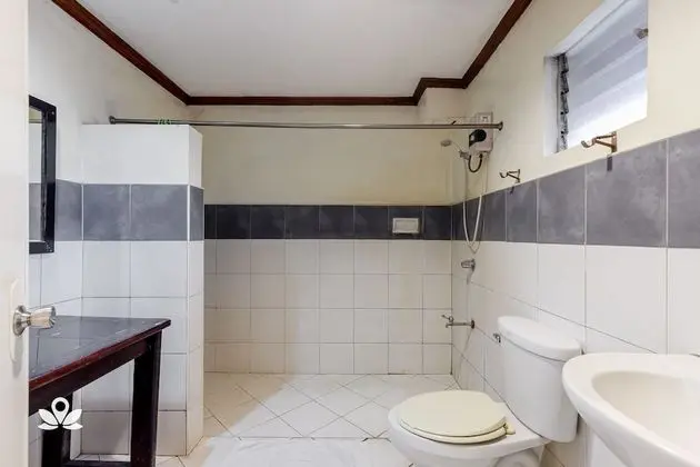 RedDoorz Check Inn Bacolod - İç Mekan