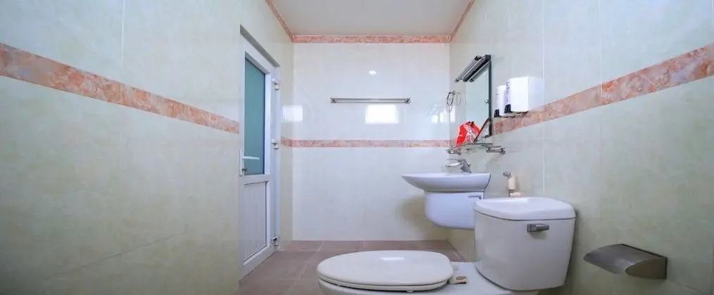RedDoorz Chin Sao Hotel Nguyen Thi Thap - Banyo Tipleri