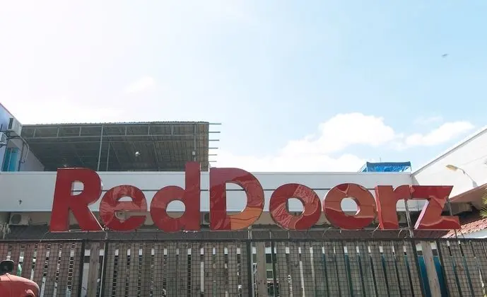 RedDoorz @ Chipeco Avenue Calamba - Dış Mekan