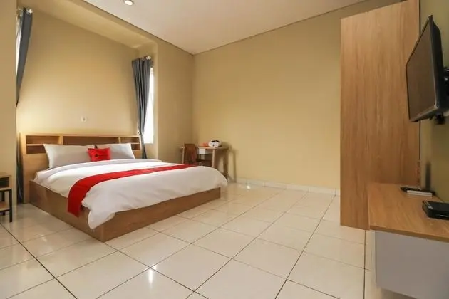 RedDoorz @ Cilandak Barat - Öne Çıkan Resim