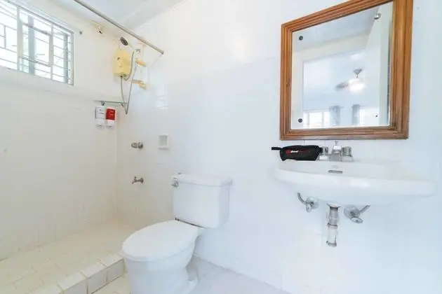 RedDoorz @ East Mendez Tagaytay - Banyo Tipleri