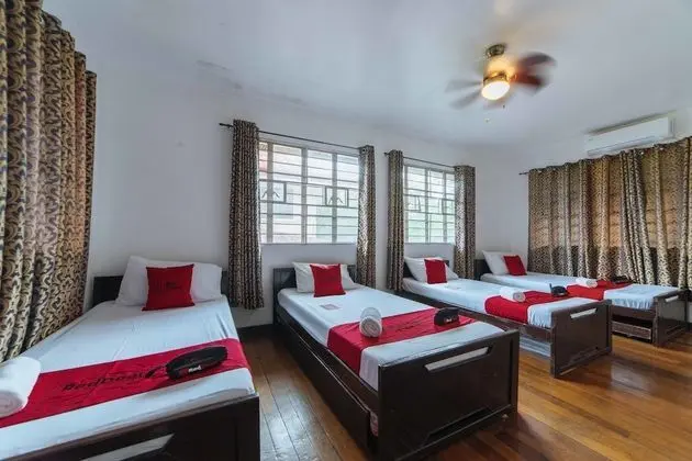 RedDoorz @ East Mendez Tagaytay - Oda