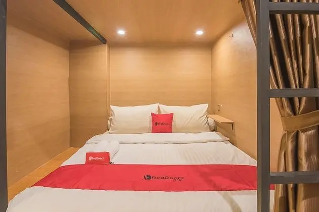 RedDoorz Hostel @ Grand Pangandaran - Oda