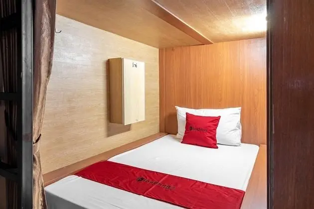 RedDoorz Hostel near LTC Glodok - Öne Çıkan Resim