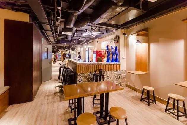 RedDoorz Hostel @ Signature Inn - Oda