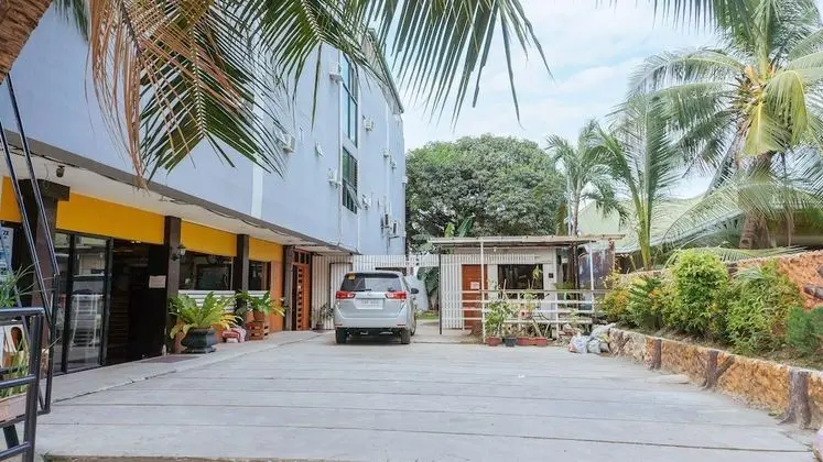 RedDoorz @ Humayhumay Road Lapulapu