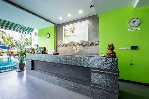 RedDoorz I-Talay Resort - Lobi