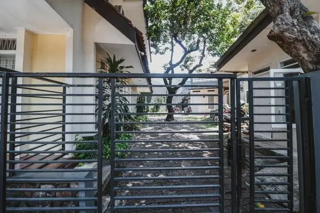 RedDoorz @ Jalan Gatot Subroto Jakarta