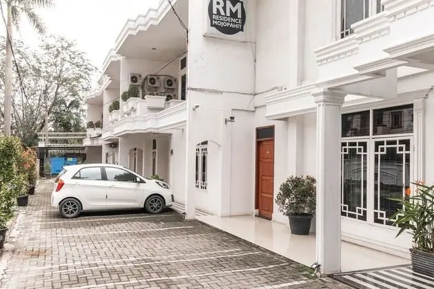 RedDoorz @ Jalan Mojopahit Medan - Dış Mekan