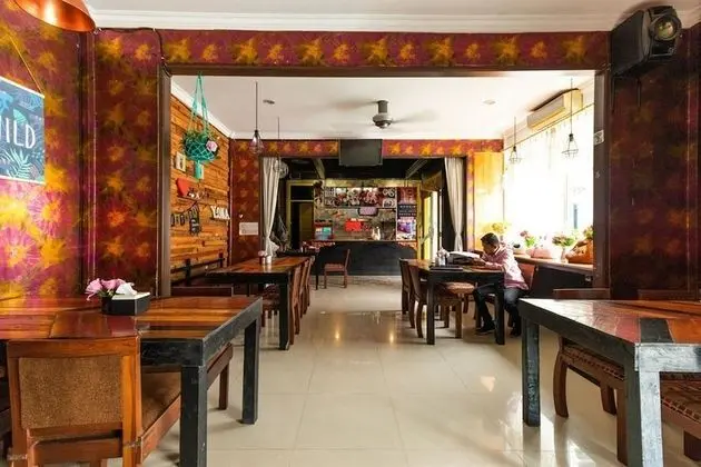 RedDoorz @ Jalan Mojopahit Medan - Yerinde Yemek